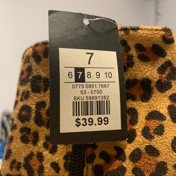 Cheetah Heel Booties - Picture 3 of 3